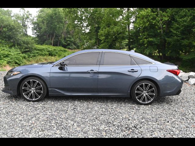 2019 Toyota Avalon XSE