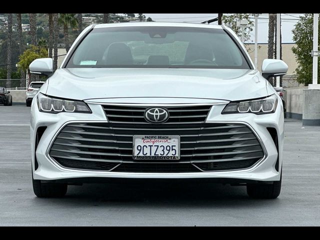 2019 Toyota Avalon XLE