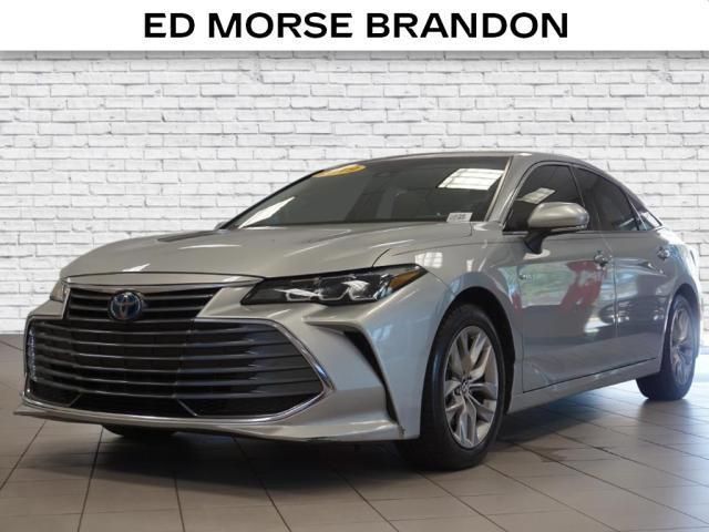 2019 Toyota Avalon Hybrid XLE