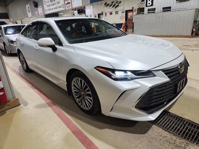 2019 Toyota Avalon XSE