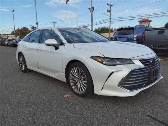 2019 Toyota Avalon XSE