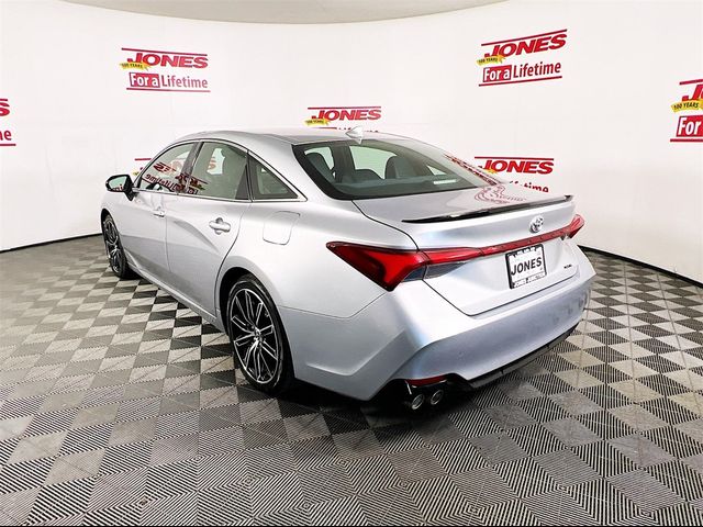 2019 Toyota Avalon XSE