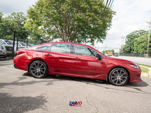 2019 Toyota Avalon XSE