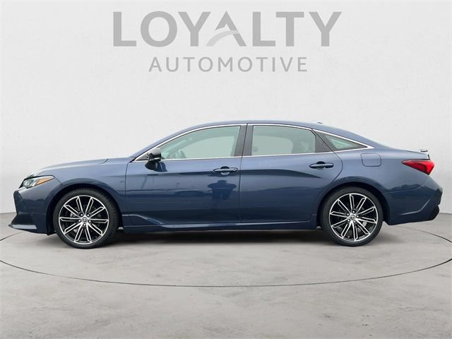 2019 Toyota Avalon XSE