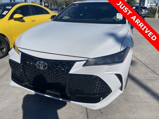 2019 Toyota Avalon XSE