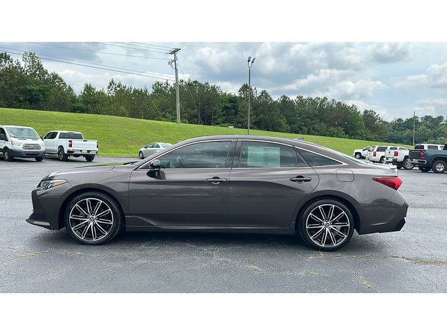 2019 Toyota Avalon XSE