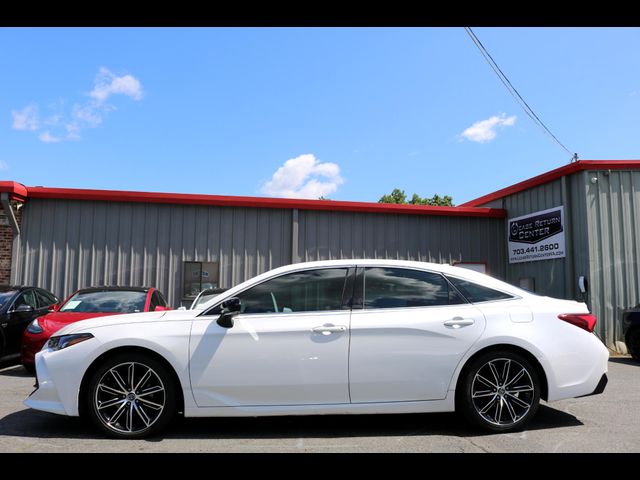 2019 Toyota Avalon XSE