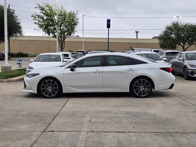2019 Toyota Avalon XSE