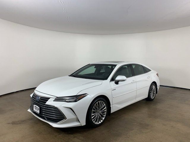 2019 Toyota Avalon Hybrid Limited