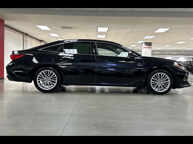 2019 Toyota Avalon Hybrid Limited