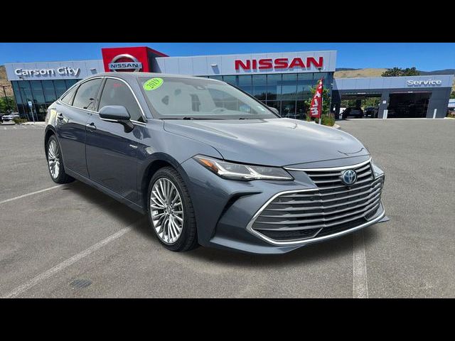 2019 Toyota Avalon Hybrid XLE
