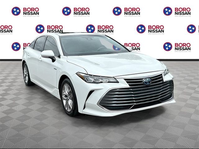 2019 Toyota Avalon Hybrid XLE