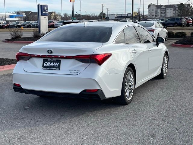 2019 Toyota Avalon Hybrid Limited