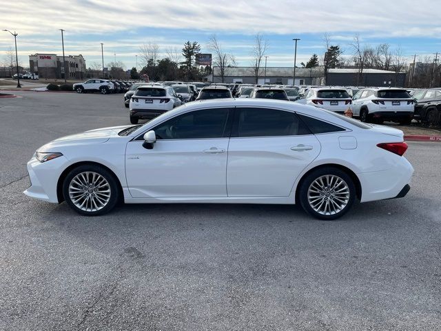 2019 Toyota Avalon Hybrid Limited