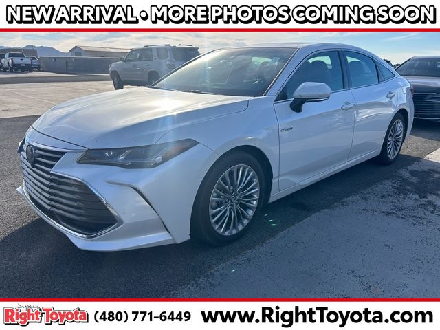 2019 Toyota Avalon Hybrid Limited