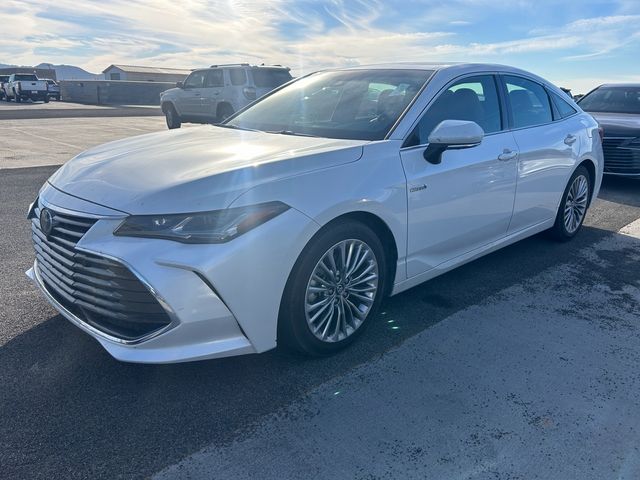 2019 Toyota Avalon Hybrid Limited