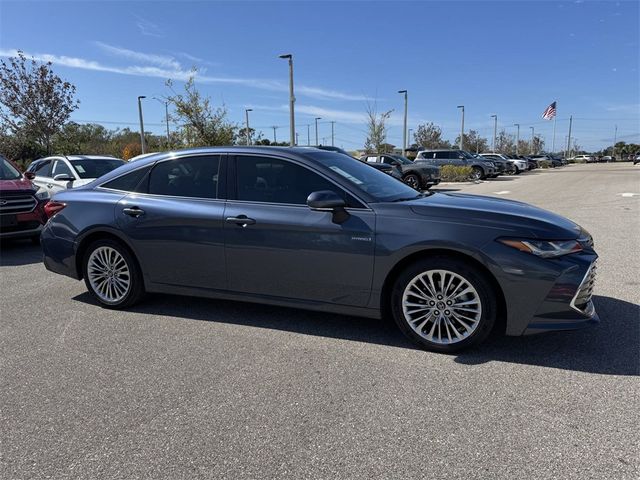 2019 Toyota Avalon Hybrid Limited