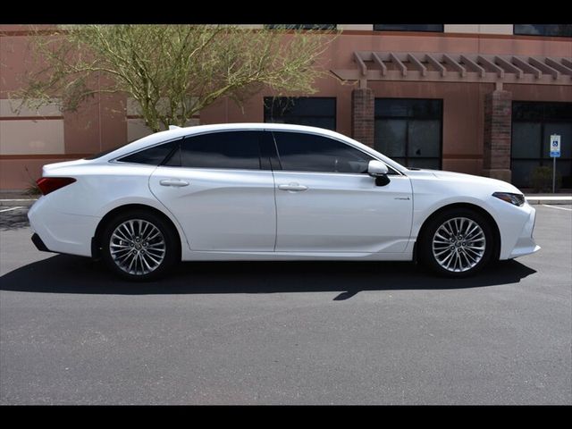 2019 Toyota Avalon Hybrid Limited