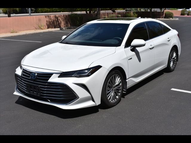 2019 Toyota Avalon Hybrid Limited