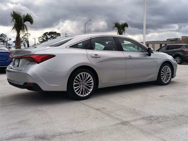 2019 Toyota Avalon Hybrid Limited