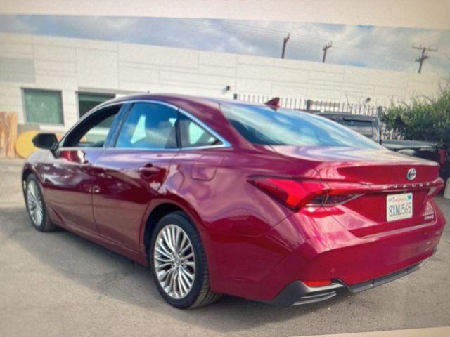 2019 Toyota Avalon Hybrid Limited