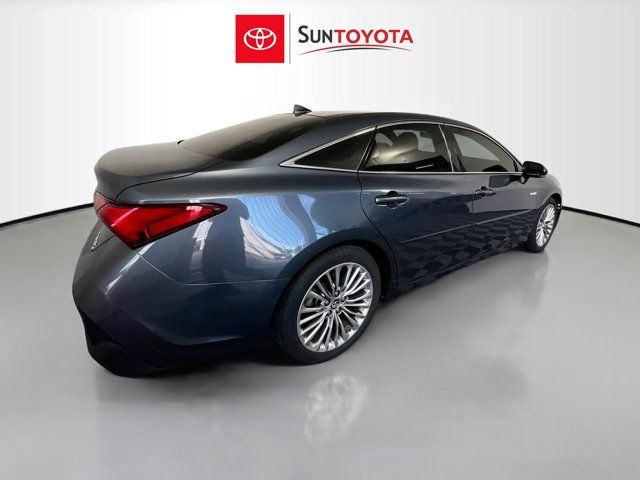 2019 Toyota Avalon Hybrid Limited