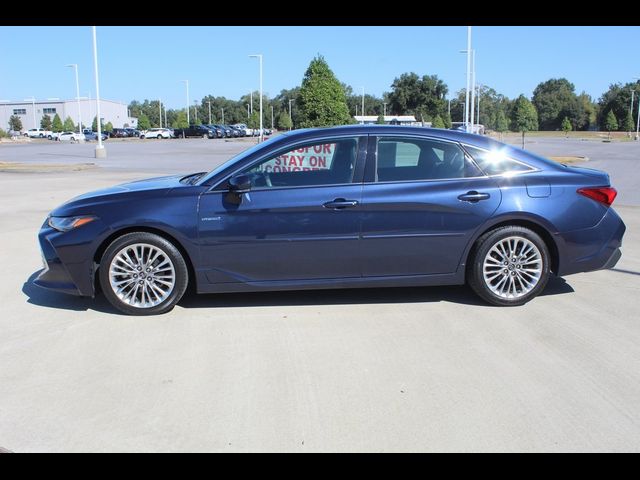 2019 Toyota Avalon Hybrid Limited