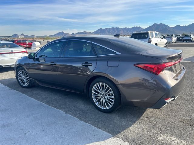 2019 Toyota Avalon Hybrid Limited