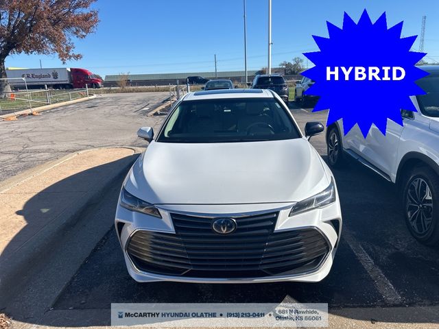 2019 Toyota Avalon Hybrid Limited