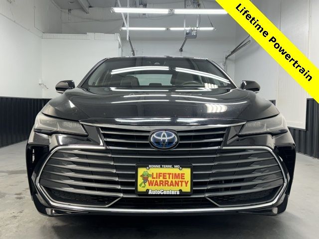 2019 Toyota Avalon Hybrid XLE