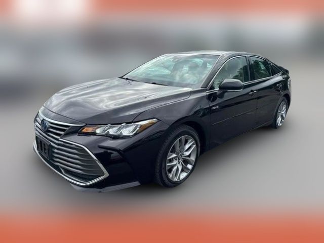 2019 Toyota Avalon Hybrid XLE