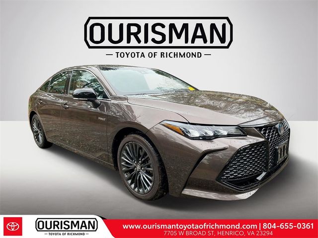 2019 Toyota Avalon Hybrid XSE