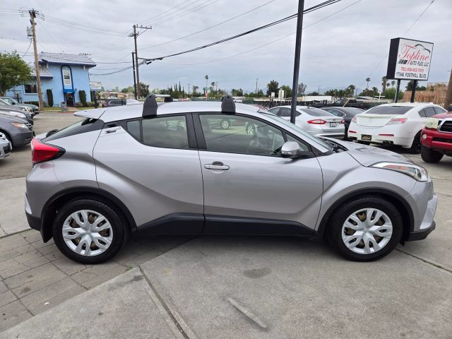 2019 Toyota C-HR LE