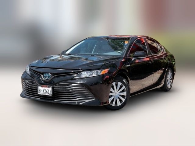 2019 Toyota Camry Hybrid LE