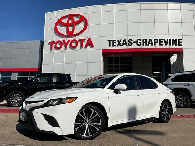 2019 Toyota Camry SE