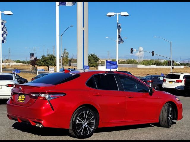 2019 Toyota Camry SE