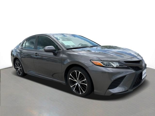 Used 2019 Toyota Camry SE For Sale in Milwaukee, WI | Capital One Auto ...