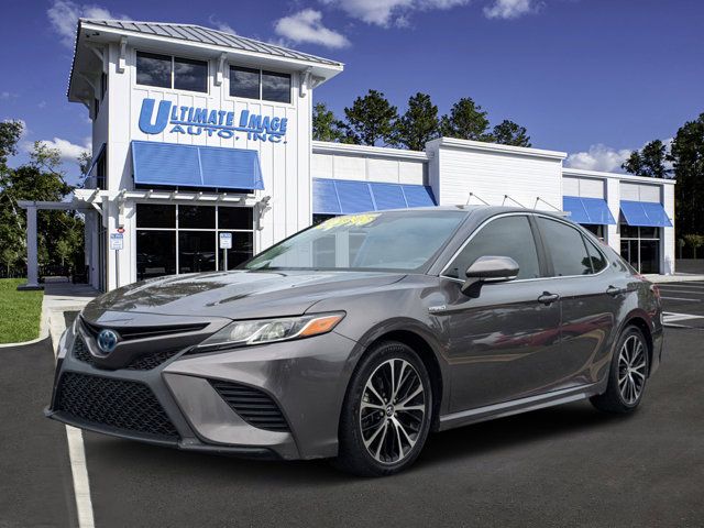 2019 Toyota Camry Hybrid SE