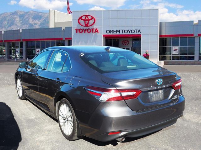 2019 Toyota Camry Hybrid XLE