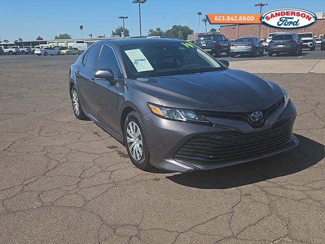 2019 Toyota Camry Hybrid LE