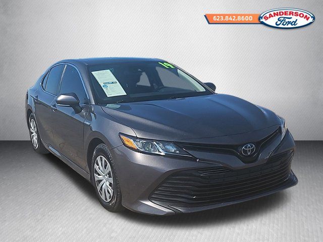 2019 Toyota Camry Hybrid LE