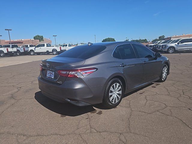 2019 Toyota Camry Hybrid LE