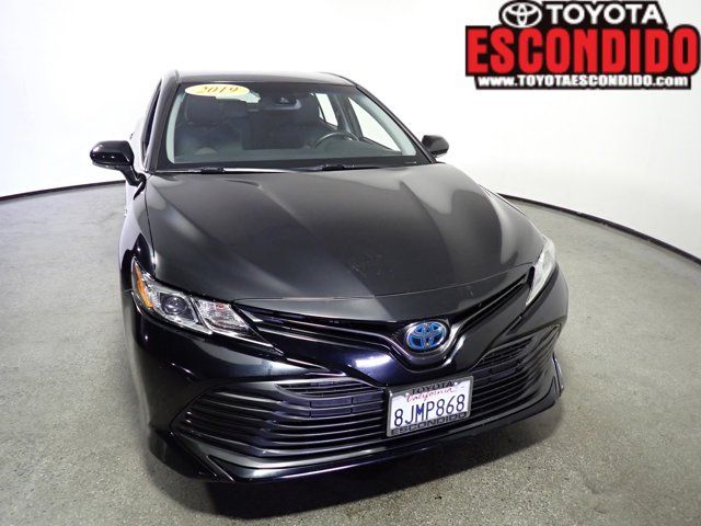 2019 Toyota Camry 