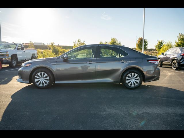 2019 Toyota Camry Hybrid LE