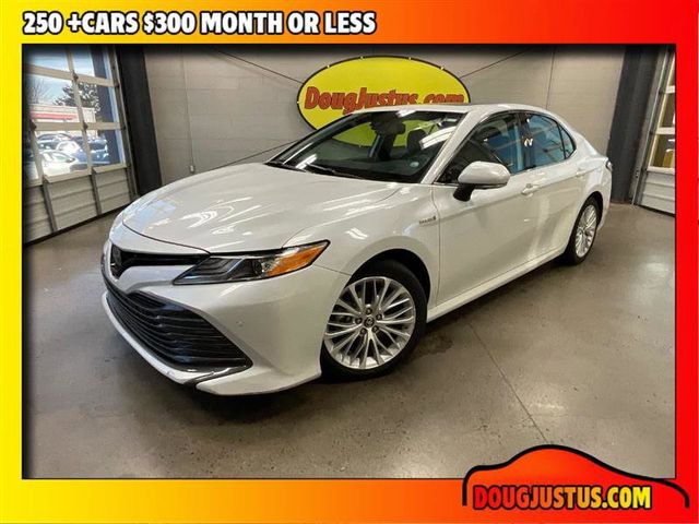 2019 Toyota Camry 