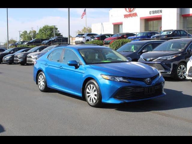 2019 Toyota Camry Hybrid LE