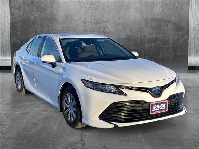 2019 Toyota Camry Hybrid LE