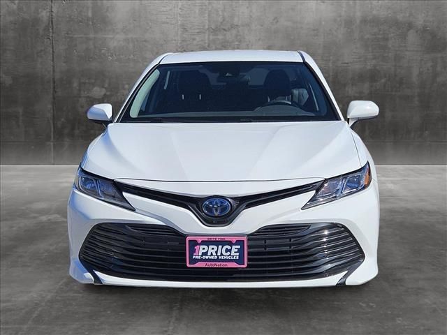 2019 Toyota Camry Hybrid LE