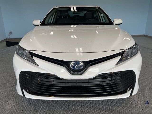 2019 Toyota Camry Hybrid LE