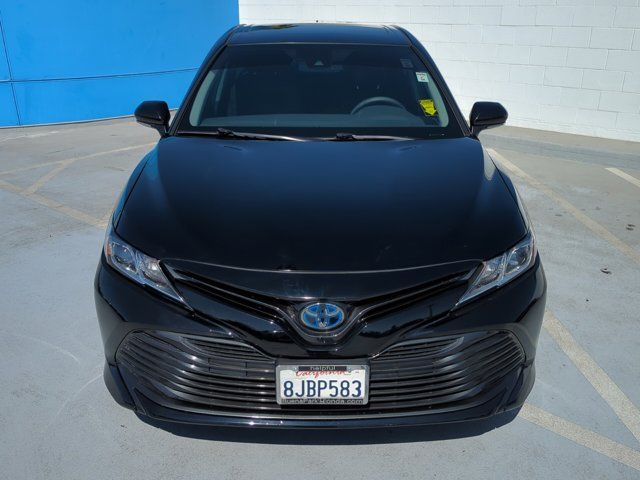 2019 Toyota Camry Hybrid LE